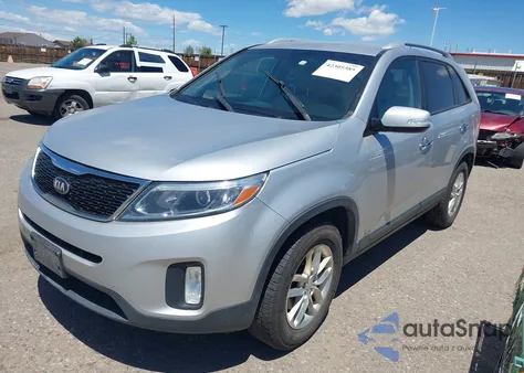 2014 Kia Sorento Lx z USA, uszkodzony, nr VIN 5XYKTCA63EG544532